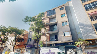 Piso en venta en avenida de San Sebastián, 98 (ref. 0045-01535)