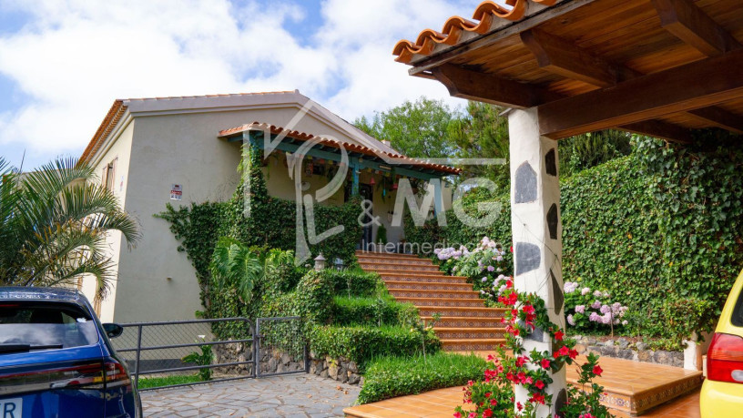 casa-o-chalet-independiente-en-venta-en-camino-castro-ref-lpmg0031-big-0