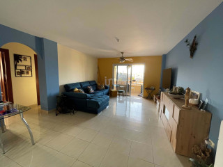 Piso en venta en Playa Paraíso (ref. 102165)