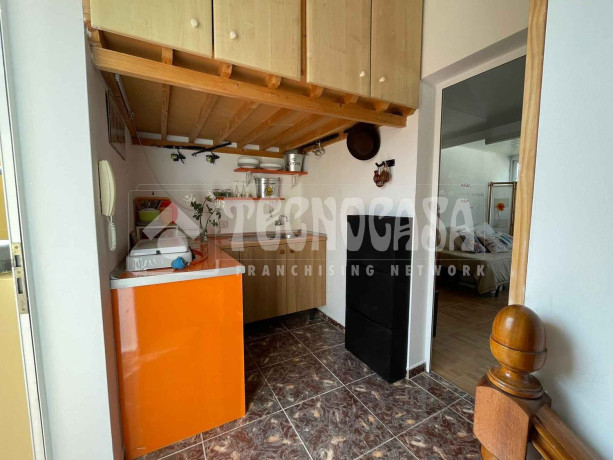 chalet-adosado-en-venta-en-calle-ajorena-big-26