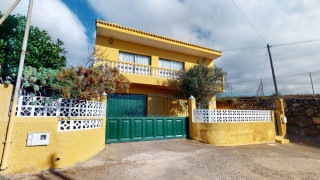 Casa terrera en venta en calle Juan Fernández, 2 -a (ref. 0045-01214)