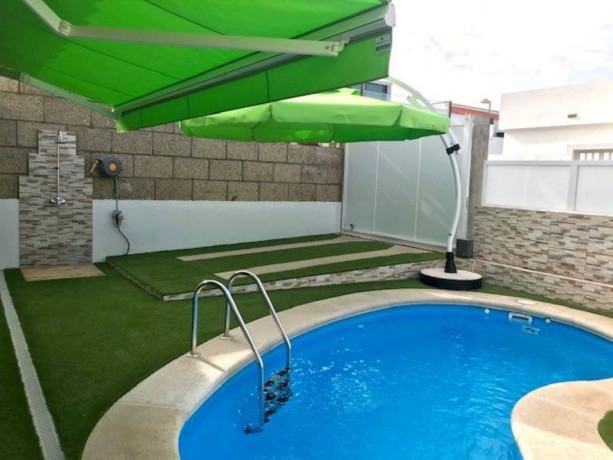 chalet-pareado-en-venta-en-palm-mar-big-2