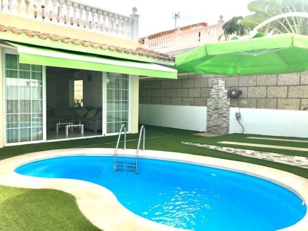 chalet-pareado-en-venta-en-palm-mar-big-0