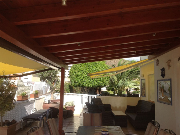 chalet-adosado-en-venta-en-avenida-colibri-21-big-5