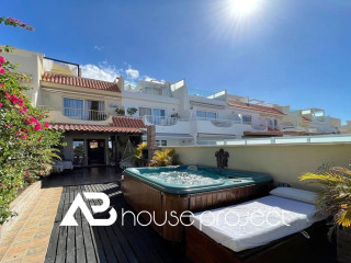 Chalet adosado en venta en Callao Salvaje (ref. ABV-628C)