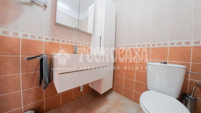 chalet-adosado-en-venta-en-calle-chicoro-big-12