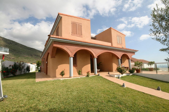 casa-o-chalet-independiente-en-venta-en-araya-ref-727164-big-1