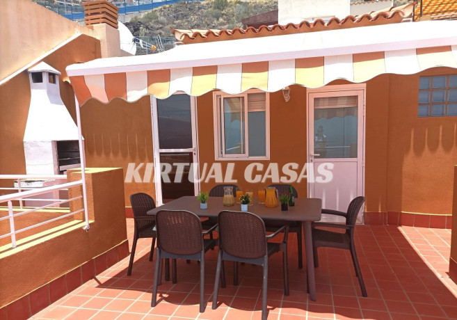 chalet-adosado-en-venta-en-calle-espana-big-1