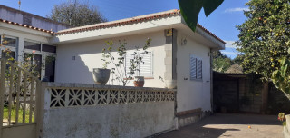 Casa terrera en venta en calle los Laureles, 2 (ref. 99778225)