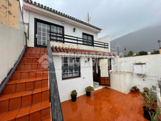 Chalet pareado en venta en paseo araucarias (ref. 102931761)