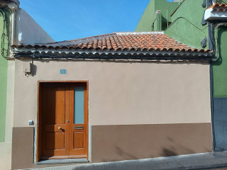 Chalet adosado en venta en calle El Peralito, 15 (ref. GR009823)