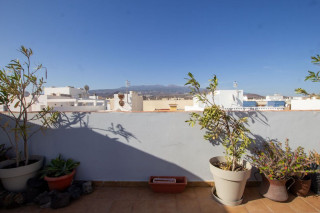 Piso en venta en calle la Ballena (ref. G28 2FQ)