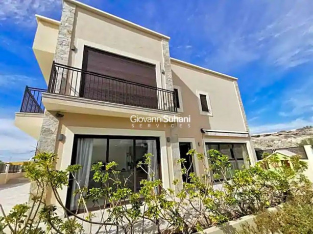 casa-o-chalet-independiente-en-venta-en-los-abrigos-big-1