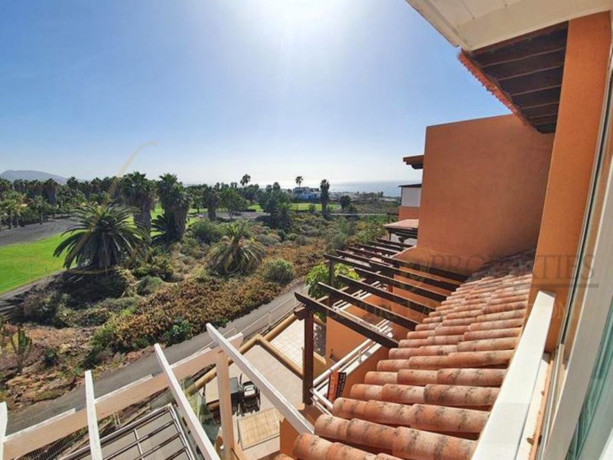 chalet-adosado-en-venta-en-calle-tajore-sn-ref-lwp2633-mirador-del-golf-big-0