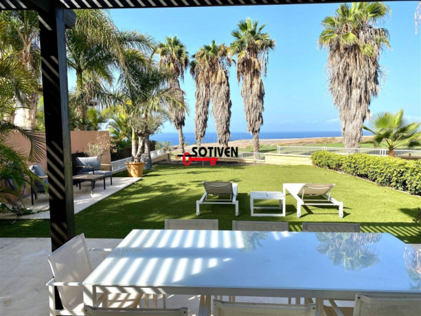 casa-o-chalet-en-venta-en-la-caleta-big-0