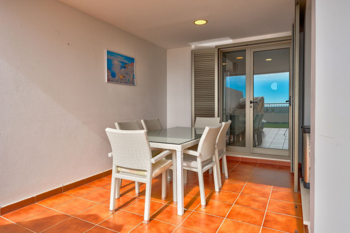 piso-en-venta-en-calle-playa-de-diego-hernandez-big-6