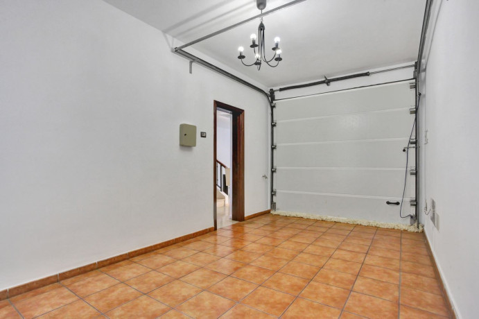 chalet-adosado-en-venta-en-calle-canarias-big-24