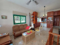 casa-o-chalet-en-venta-en-centro-small-12