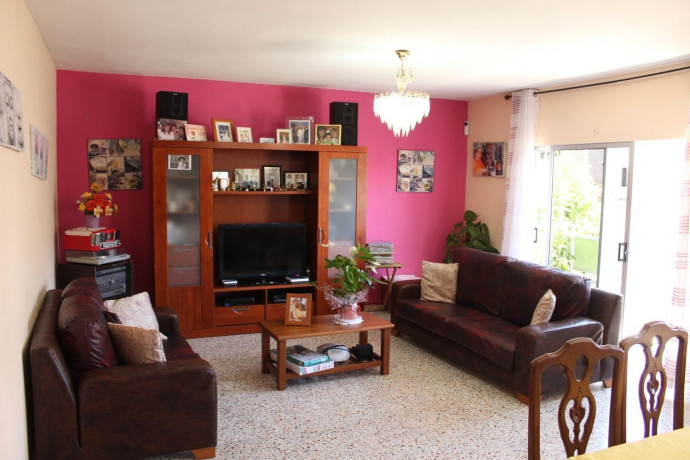 casa-o-chalet-independiente-en-venta-en-centro-big-5