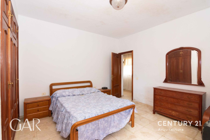 casa-o-chalet-independiente-en-venta-en-avenida-venezuela-130-big-13