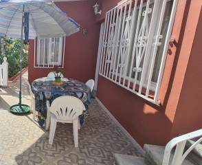 Casa o chalet independiente en venta en Las Arenas s/n (ref. C3-4071)