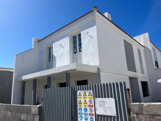 Casa de pueblo en venta en calle la Ola, 6