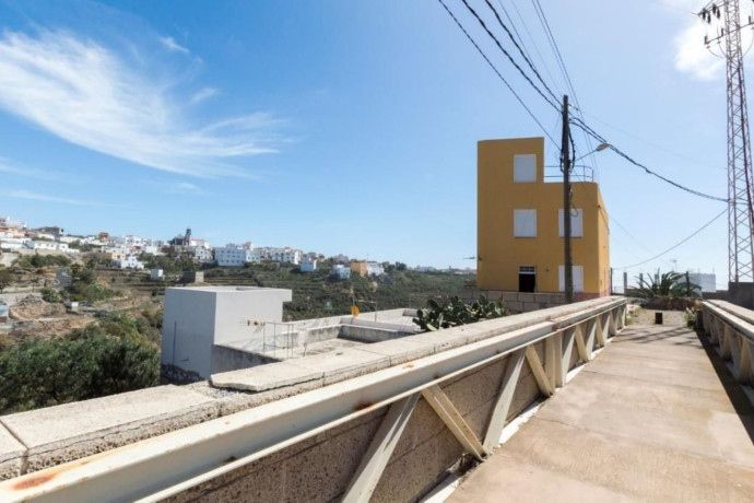 casa-o-chalet-independiente-en-venta-en-calle-gelesa-6-big-2