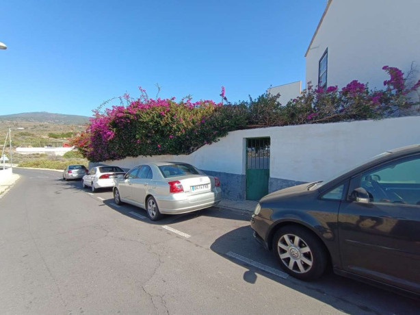 casa-rural-en-venta-en-arico-big-1