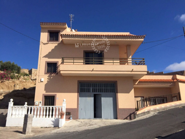 casa-o-chalet-en-venta-en-calle-silvestre-marrerro-big-1