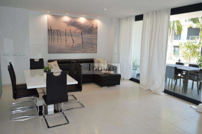 piso-en-venta-en-avenida-el-palm-mar-big-2