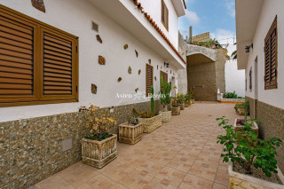 Casa o chalet en venta en calle San Benito Abad (ref. 8163)