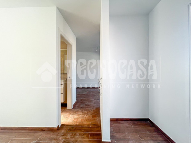 chalet-pareado-en-venta-en-calle-basalto-big-26