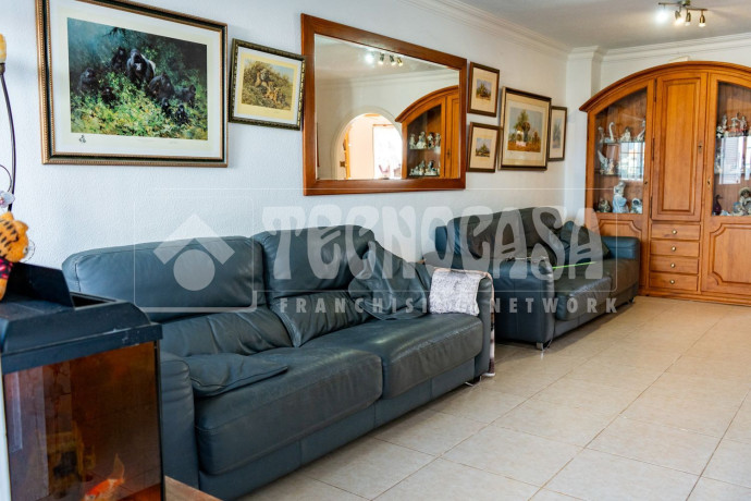 chalet-adosado-en-venta-en-calle-almagre-big-5