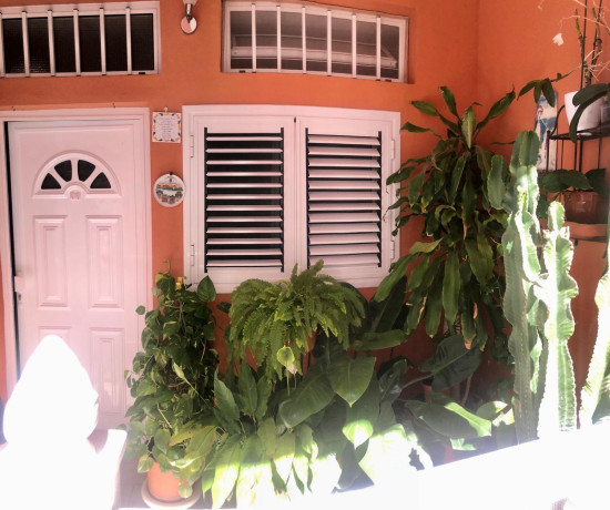 chalet-adosado-en-venta-en-playa-san-juan-big-22