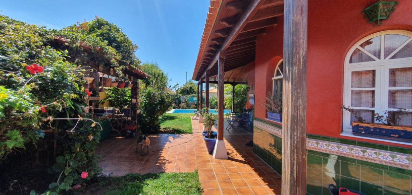 casa-o-chalet-independiente-en-venta-en-la-quinta-big-1