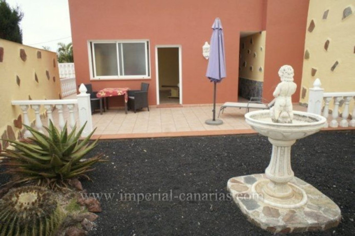 casa-terrera-en-venta-en-urb-la-corujera-cuesta-de-la-villa-ref-10234-big-0