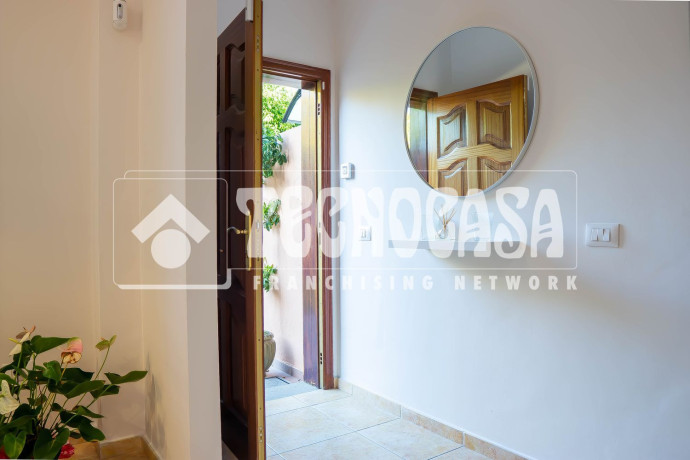 chalet-adosado-en-venta-en-calle-dalia-sn-big-4