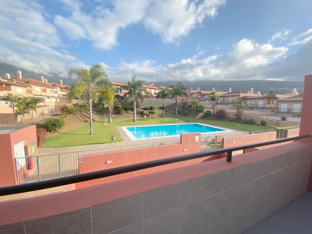 chalet-adosado-en-venta-en-calle-dalia-16-big-13