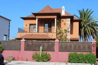 Casa o chalet independiente en venta en calle Trebol (ref. 103197406)