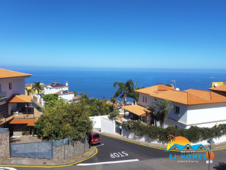 Chalet adosado en venta en Sauzal, 21 (ref. EJ-2055)