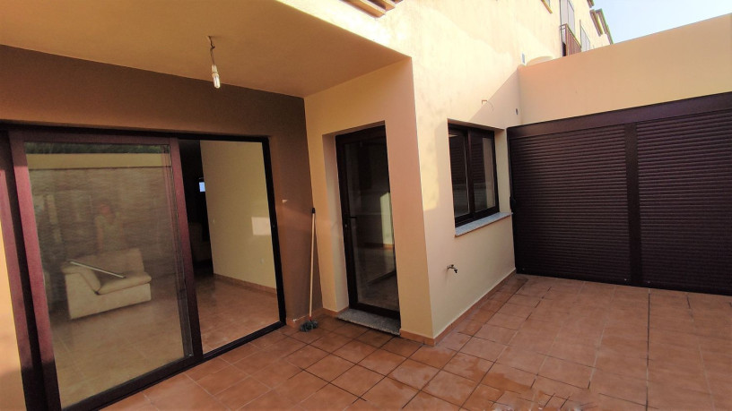 chalet-adosado-en-venta-en-el-sauzal-34-a-big-1