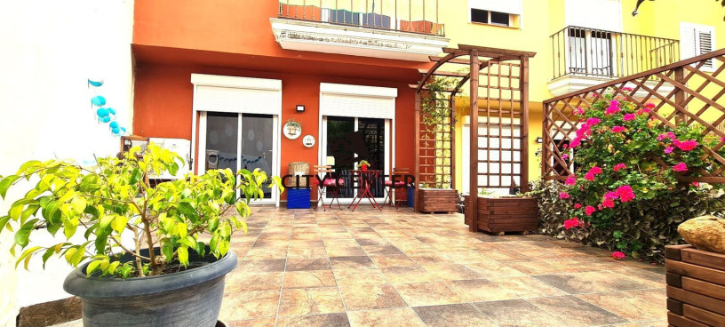 chalet-adosado-en-venta-en-la-cruz-big-24