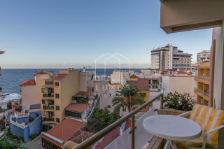 Piso en venta en calle de Enrique Talg, 12 (ref. R1221A)