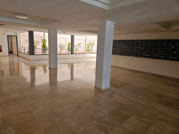 estudio-en-venta-en-avenida-de-cristobal-colon-22-big-2