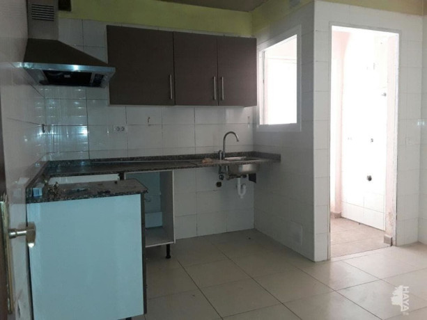 piso-en-venta-en-calle-el-desierto-big-12