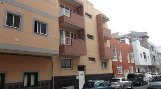 Piso en venta en calle el Hierro (ref. 7244862-VE)