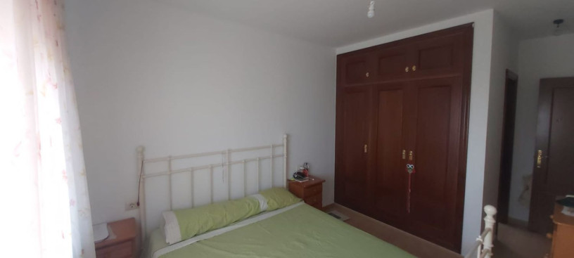 chalet-adosado-en-venta-en-calle-la-polka-1-big-10