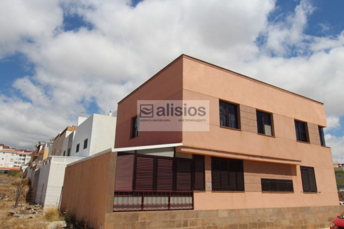 casa-o-chalet-en-venta-en-calle-bajio-sn-big-1