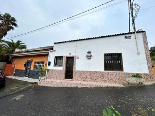 Casa o chalet independiente en venta en calle las Castras, 15 (ref. N01-PA-04072)