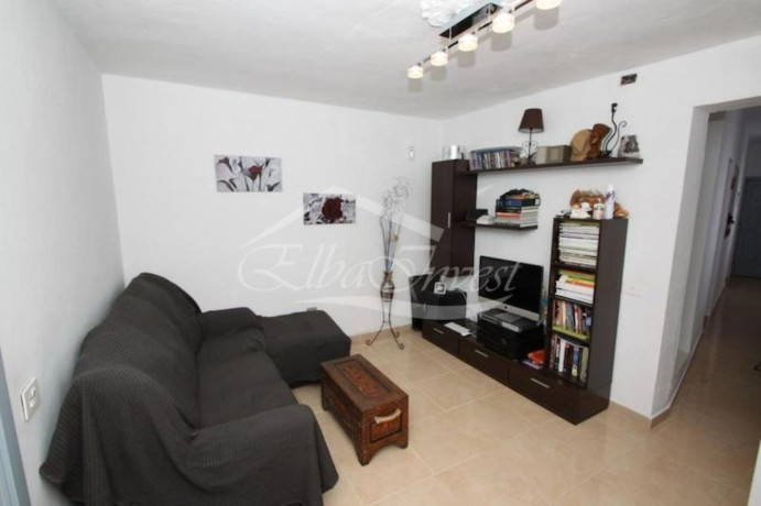 casa-o-chalet-en-venta-en-tanque-big-4